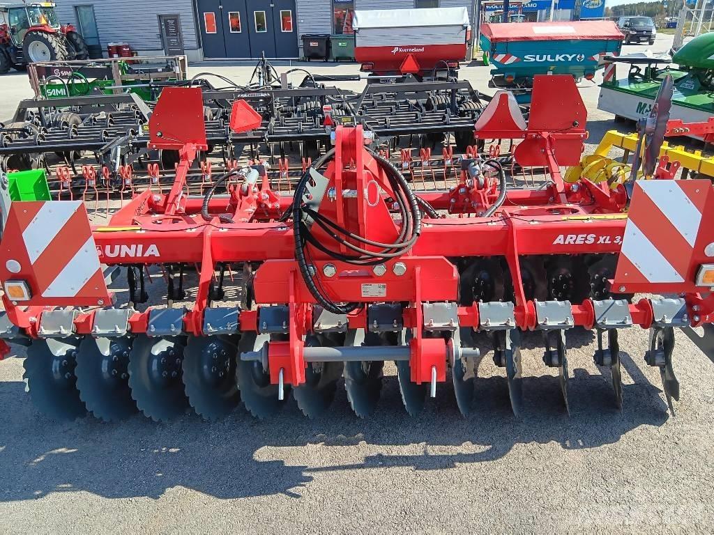 Unia Ares XL 3,5 زحافات ساحقة