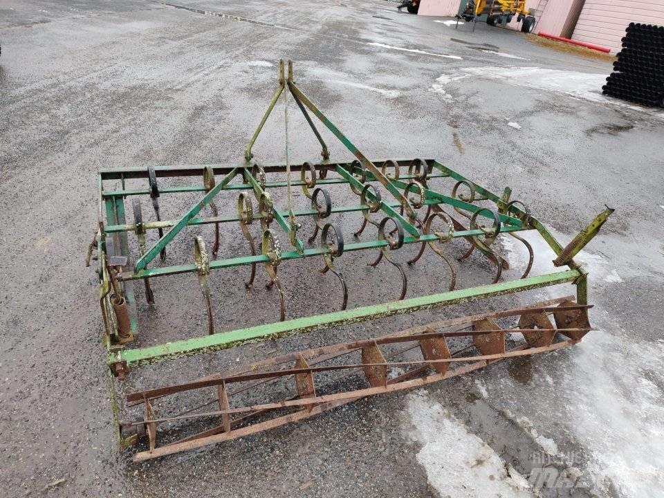 Kronos 2,2 Äes كاسحات