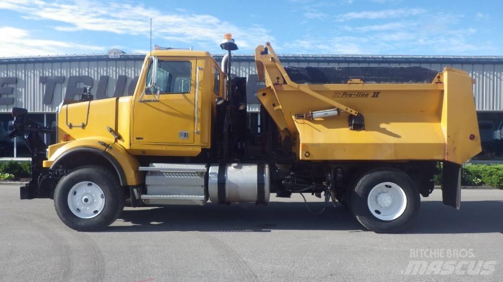 Western Star 4900 FA حراثات ونصول الجليد