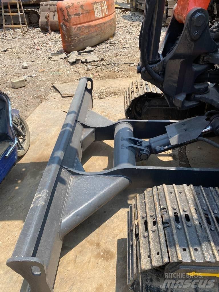Kubota KX 163 حفارات وسط 7 طن - 12 طن