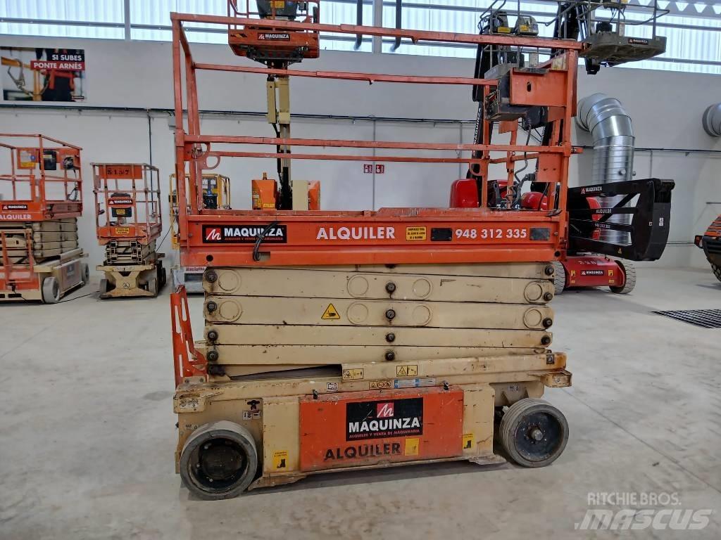 JLG 10 RS رافعات مقصية الشكل