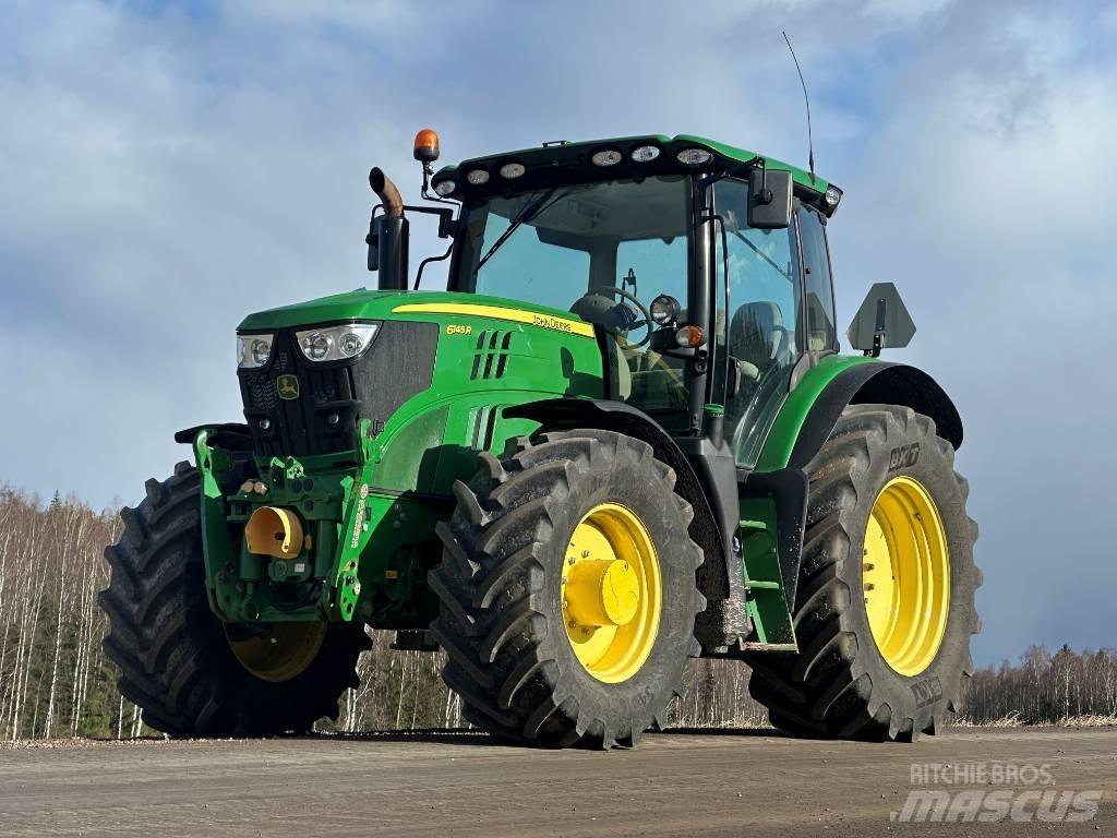 John Deere 6145 R الجرارات
