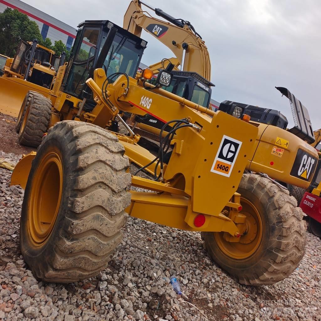 CAT 140 G معدات تمهيد الطرق