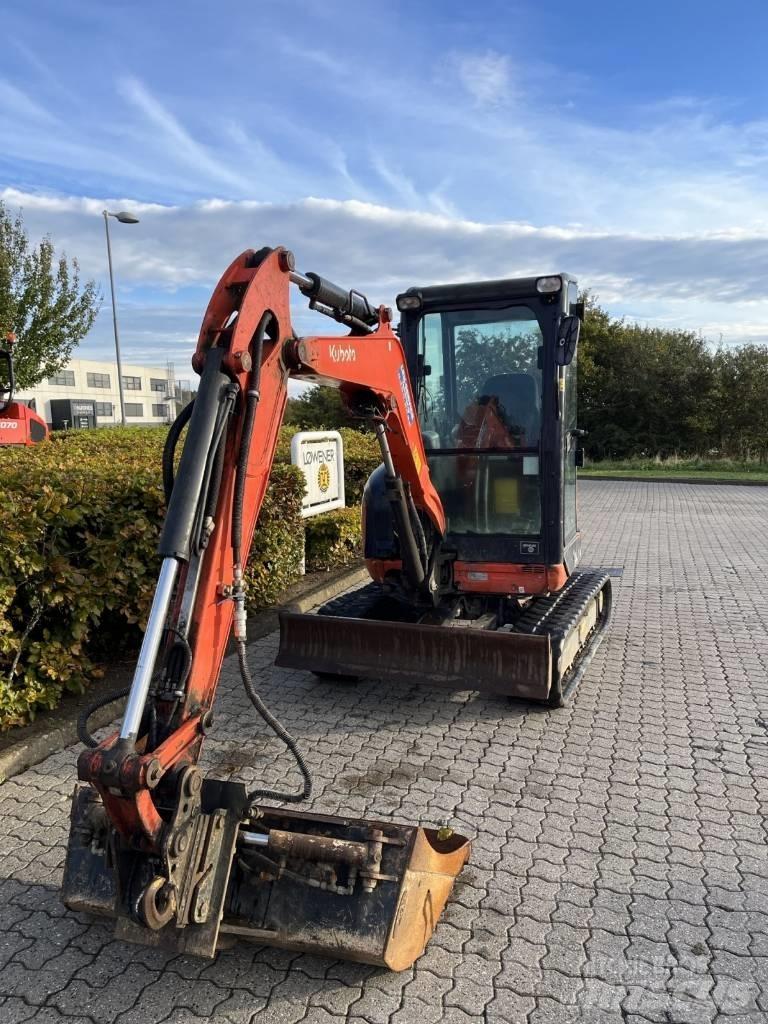 Kubota U27-4 GL HI حفارات صغيرة أقل من 7 طن (حفارات صغيرة)