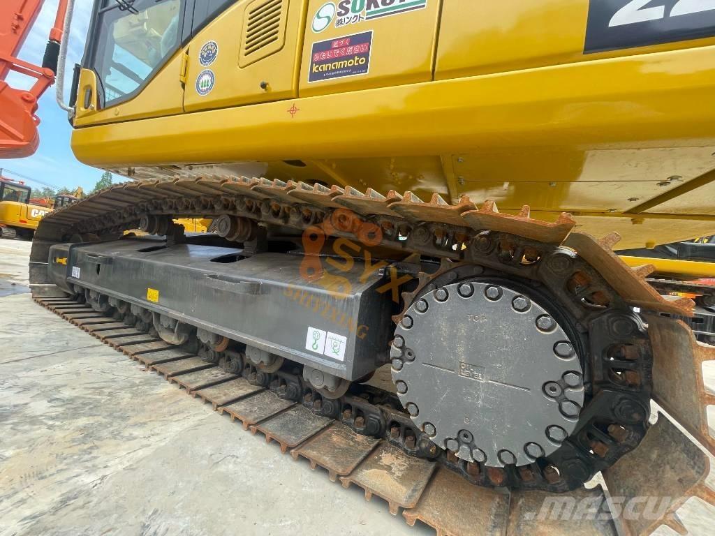 Komatsu PC 220-7 حفارات زحافة