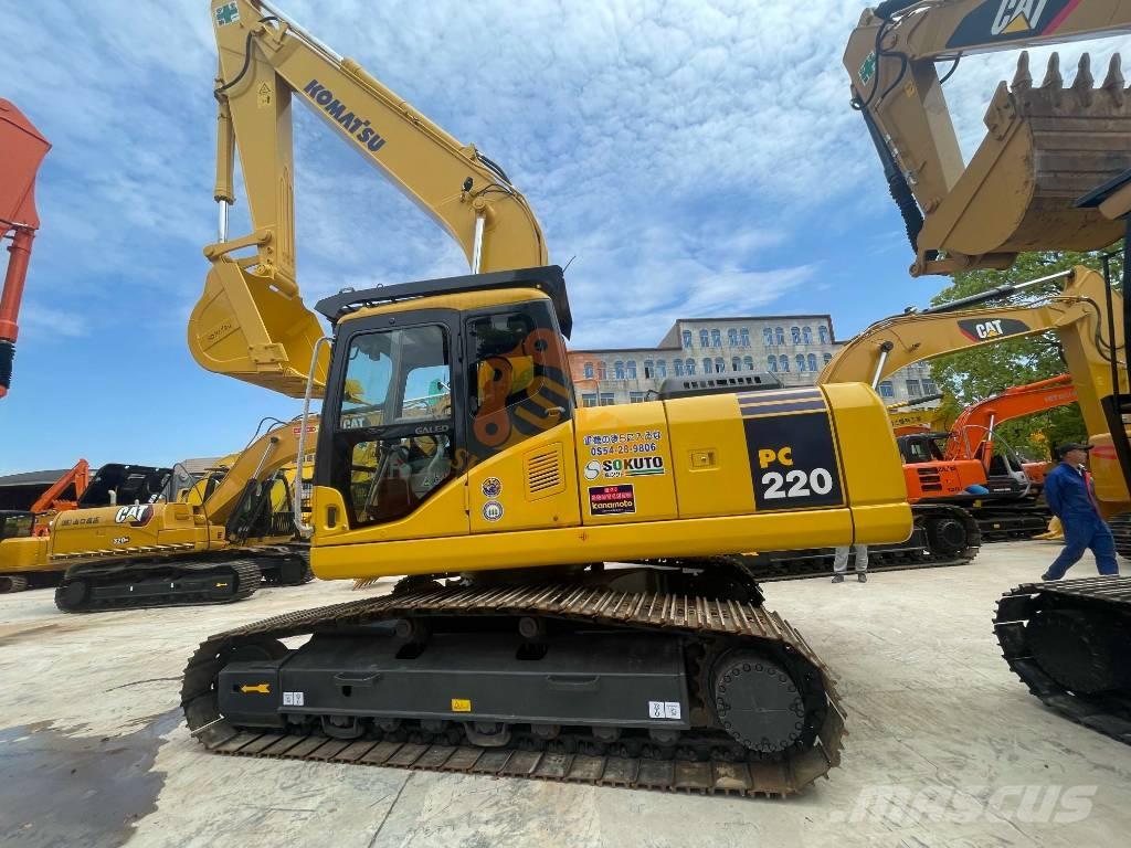 Komatsu PC 220-7 حفارات زحافة