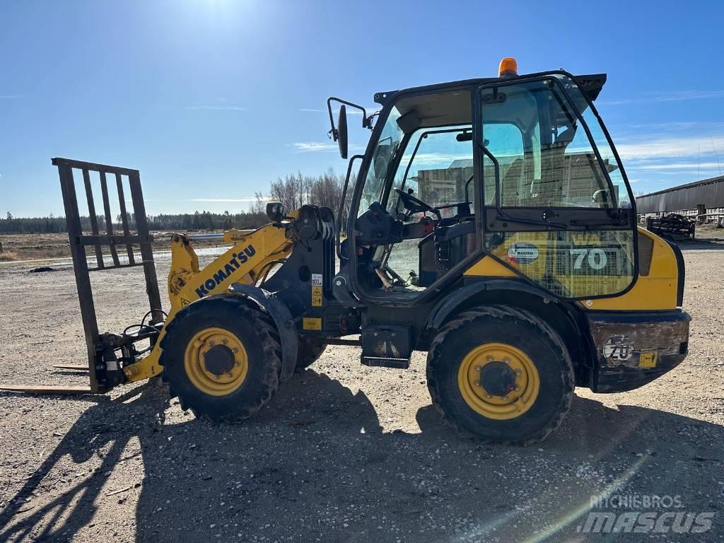 Komatsu WA 70-7 لوادر بعجل