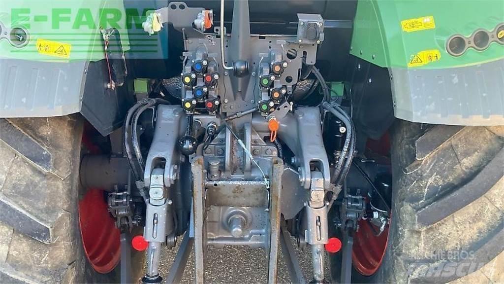 Fendt 513 vario الجرارات
