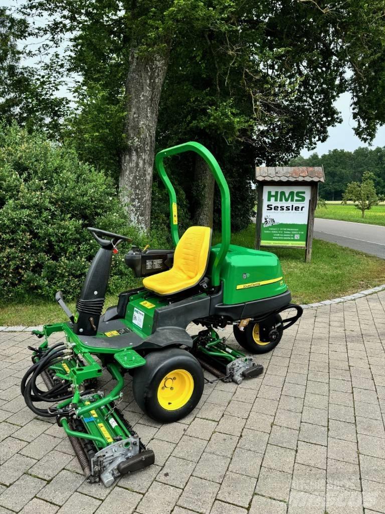John Deere 2500 B محشات الخضر