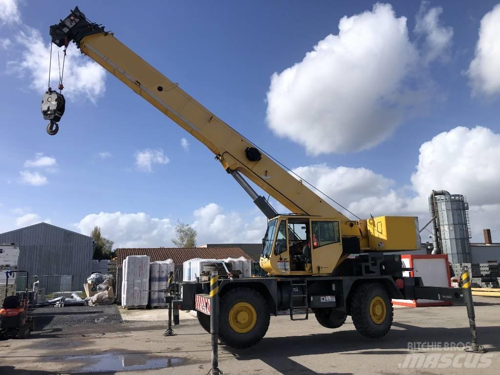 Grove RT 540 E رافعات صالحة لكل أنواع الطرق