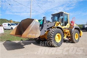 Volvo L 110 H لوادر بعجل