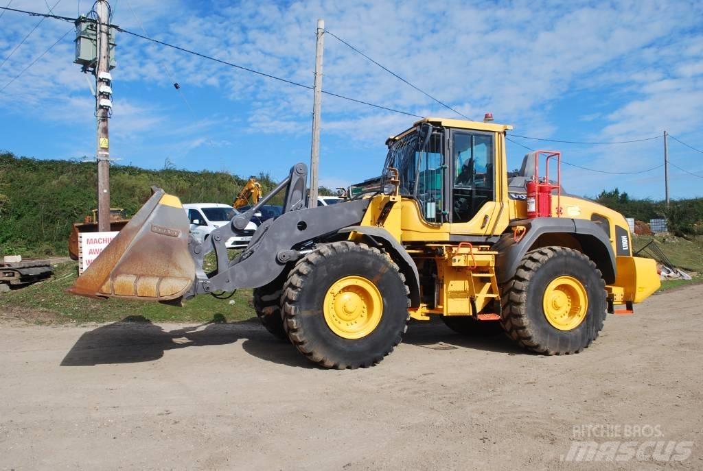 Volvo L 110 H لوادر بعجل