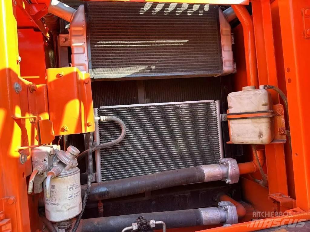Doosan DX 225 LC حفارات صغيرة أقل من 7 طن (حفارات صغيرة)