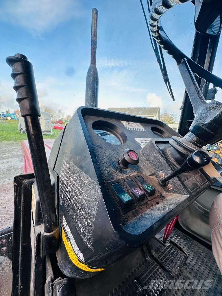 CASE 844 XL الجرارات