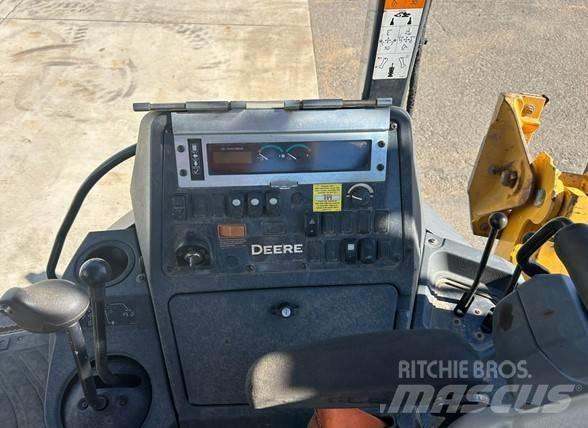John Deere 310L EP لوادر ذات جرافات عكسية