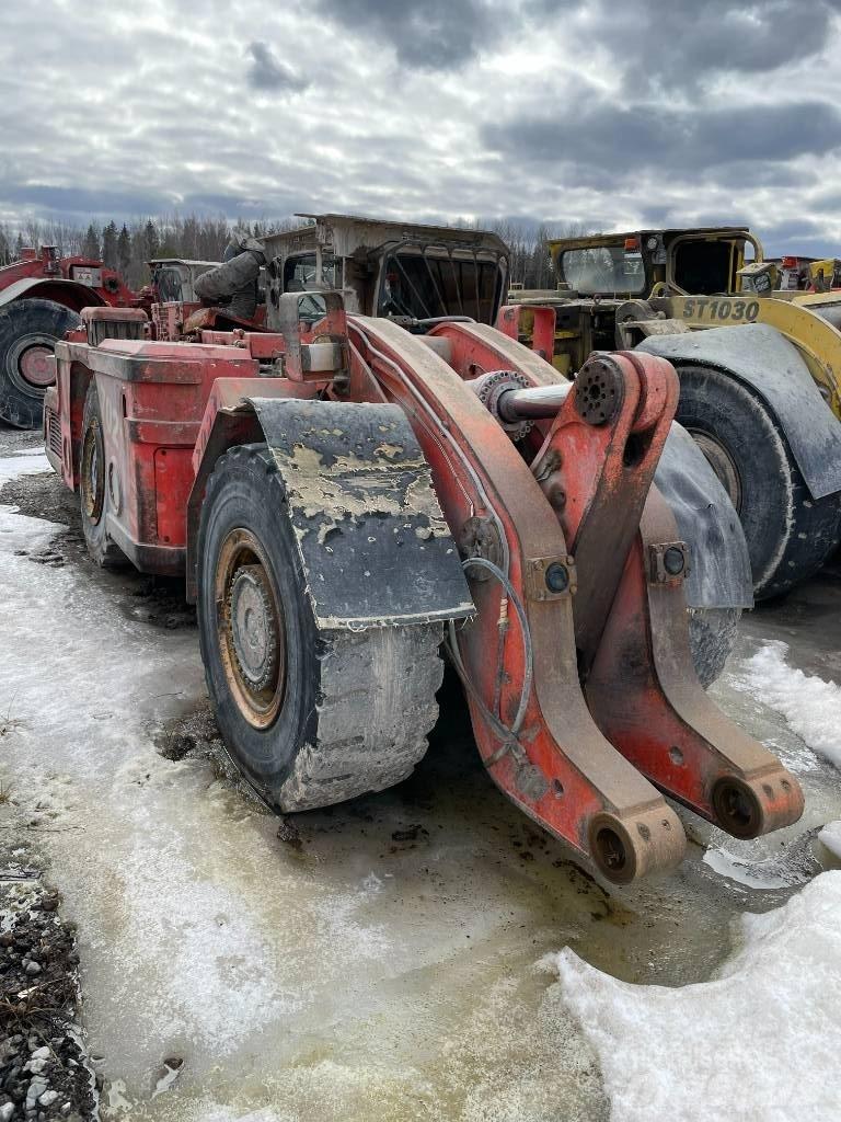 Sandvik LH 307 لوادر للعمل تحت سطح الأرض