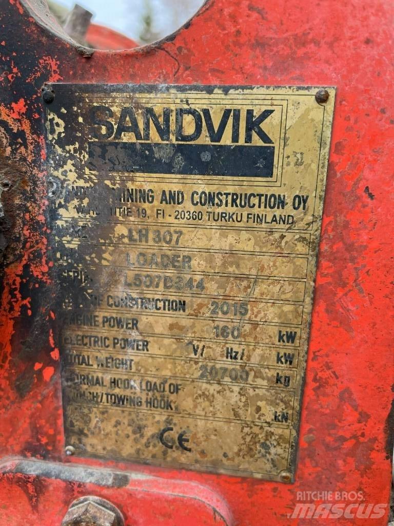 Sandvik LH 307 لوادر للعمل تحت سطح الأرض