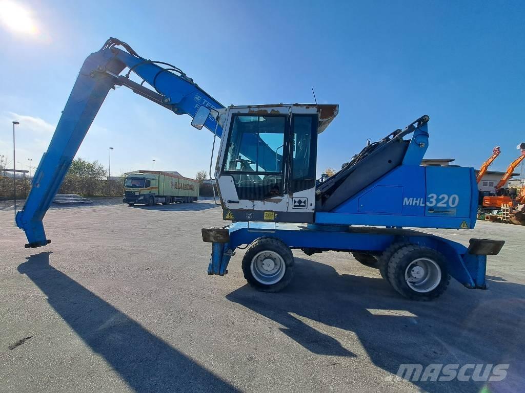 Fuchs MHL 320 D مناولات المخلفات / مناولات صناعية