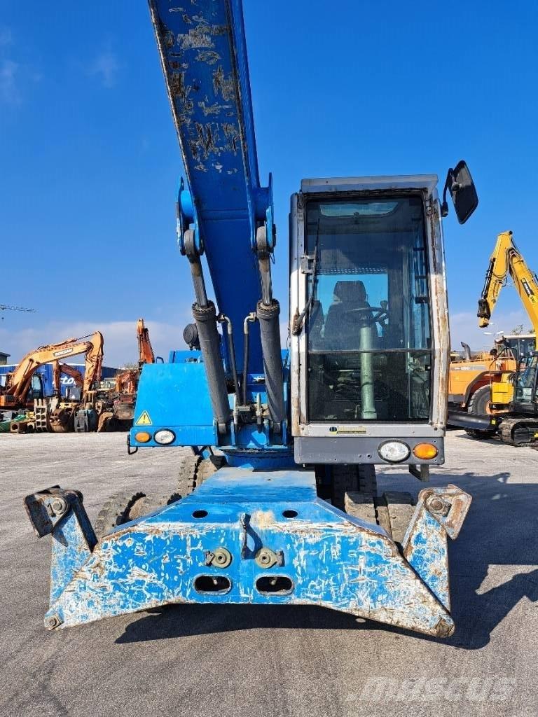 Fuchs MHL 320 D مناولات المخلفات / مناولات صناعية