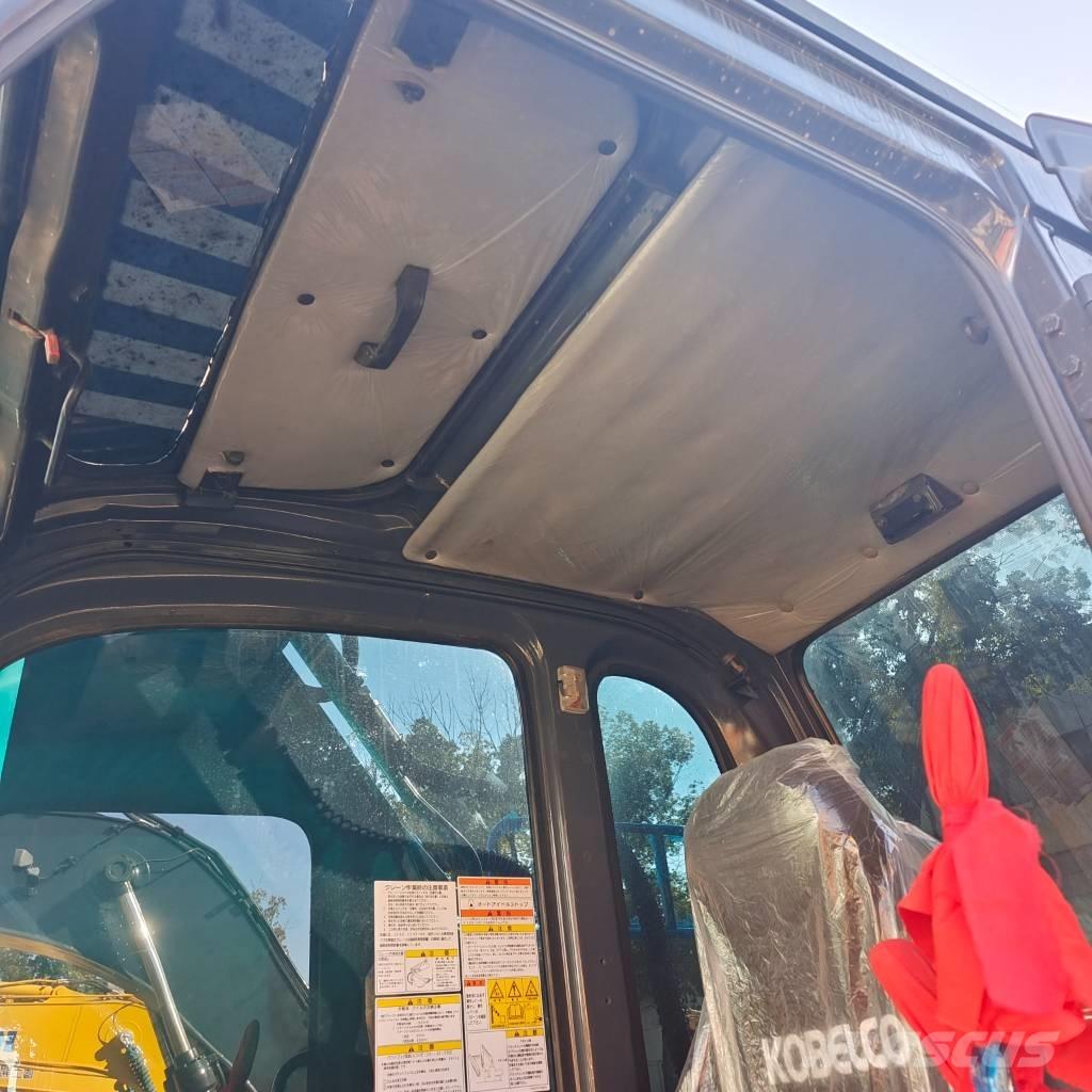 Kobelco SK200-8 حفارات زحافة