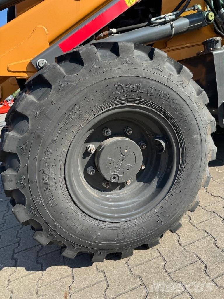 CASE 851 EX 4WD Pro لوادر ذات جرافات عكسية