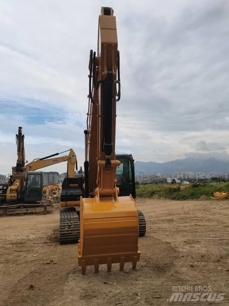 CAT CAT 320D حفارات زحافة