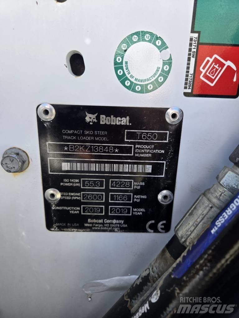 Bobcat T 650 لوادر انزلاقية التوجيه