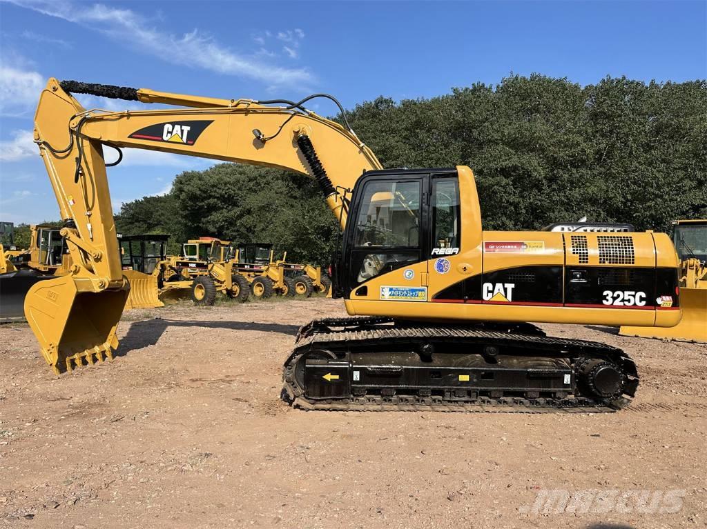 CAT 325 C حفارات زحافة