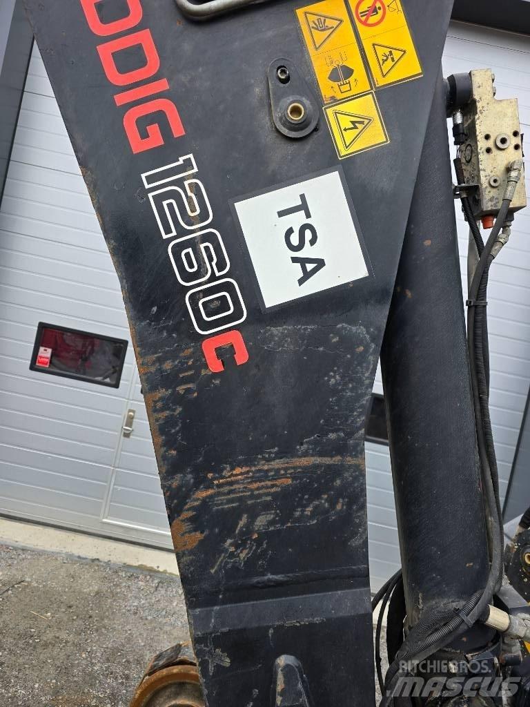 Huddig 1260 C RAIL لوادر ذات جرافات عكسية