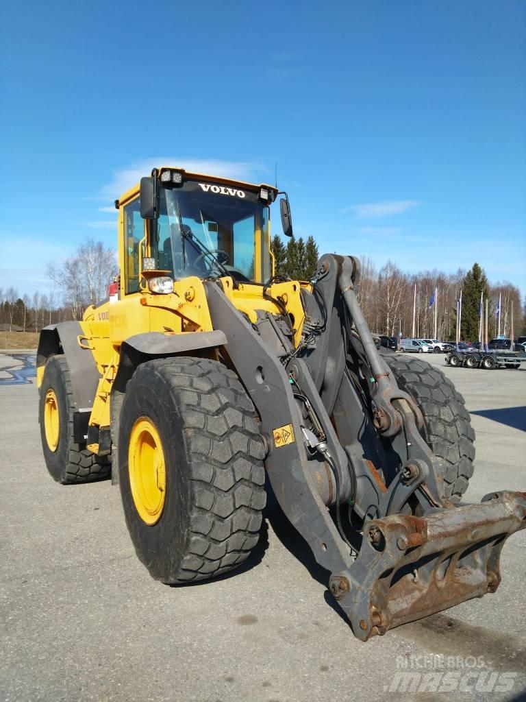 Volvo L 120 E لوادر بعجل
