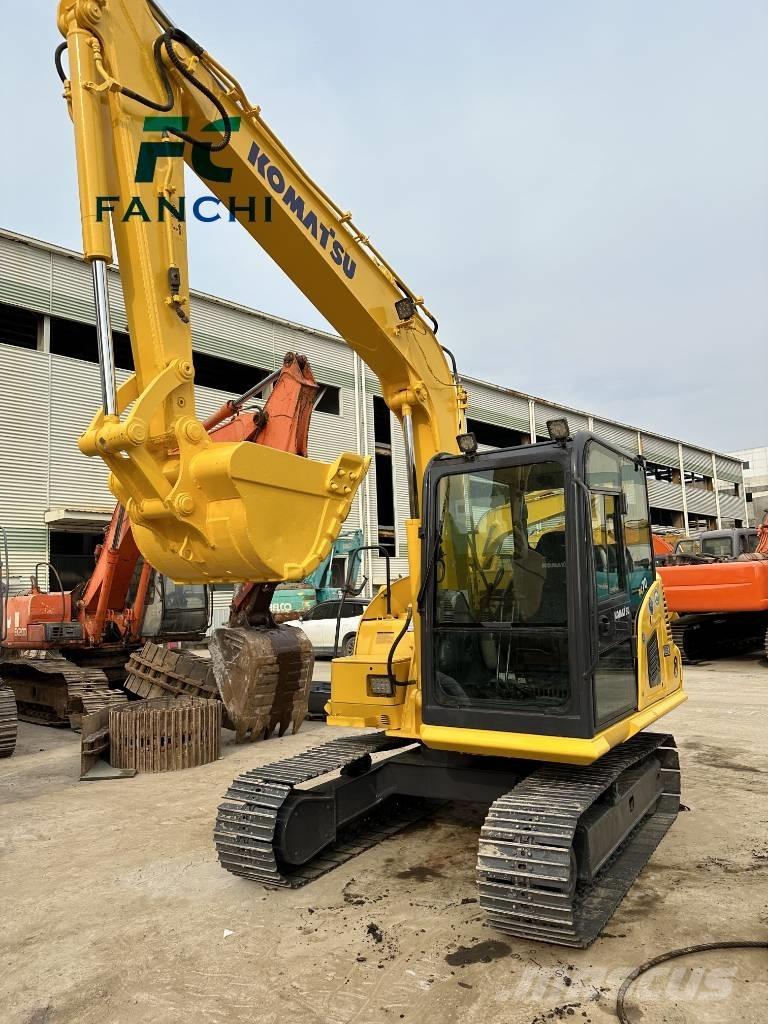 Komatsu PC 70-8 حفارات زحافة