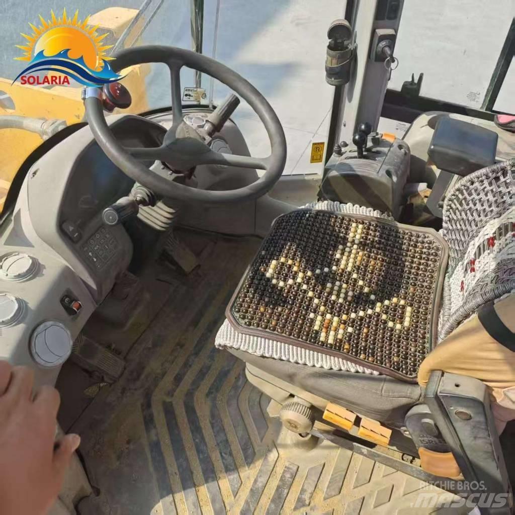 Volvo L 105 لوادر بعجل