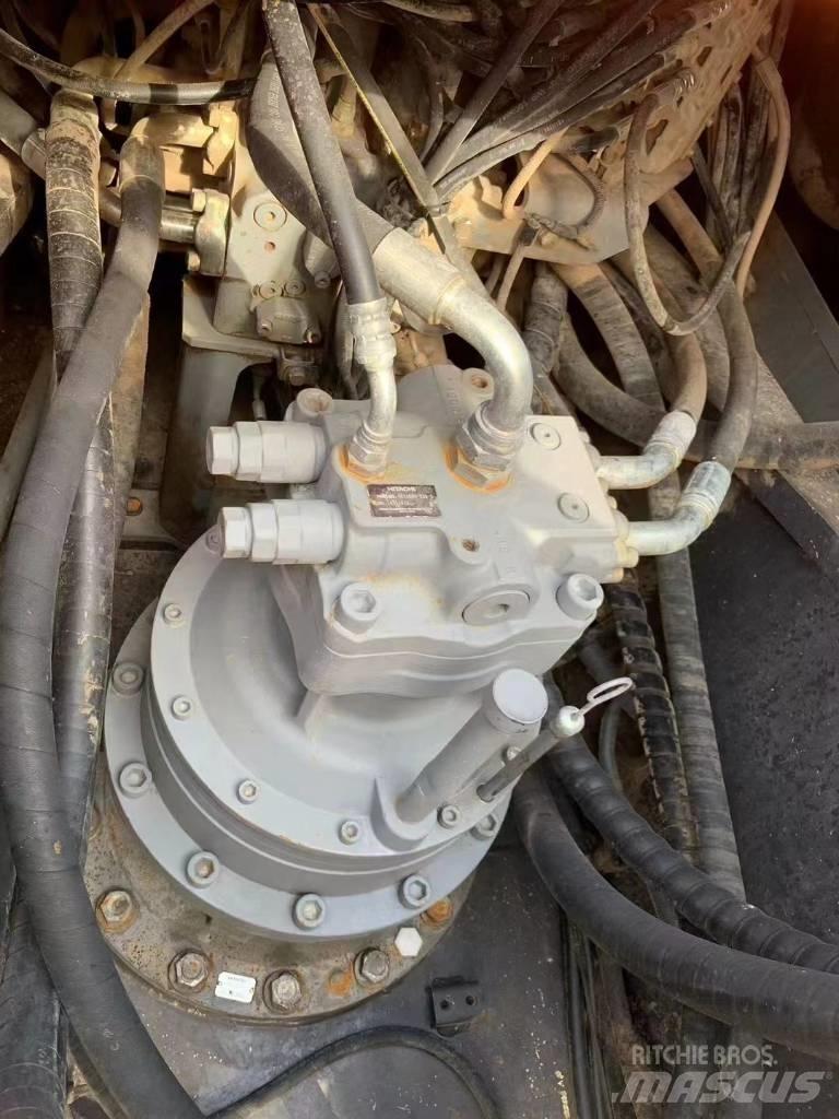 Hitachi ZX 350 H حفارات زحافة
