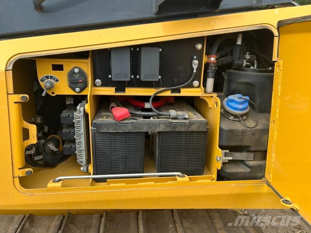 DEERE 650K LGP بلدوزرات مجنزرة