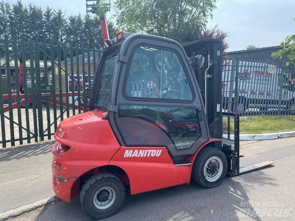 Manitou Mi25D شاحنات الديزل