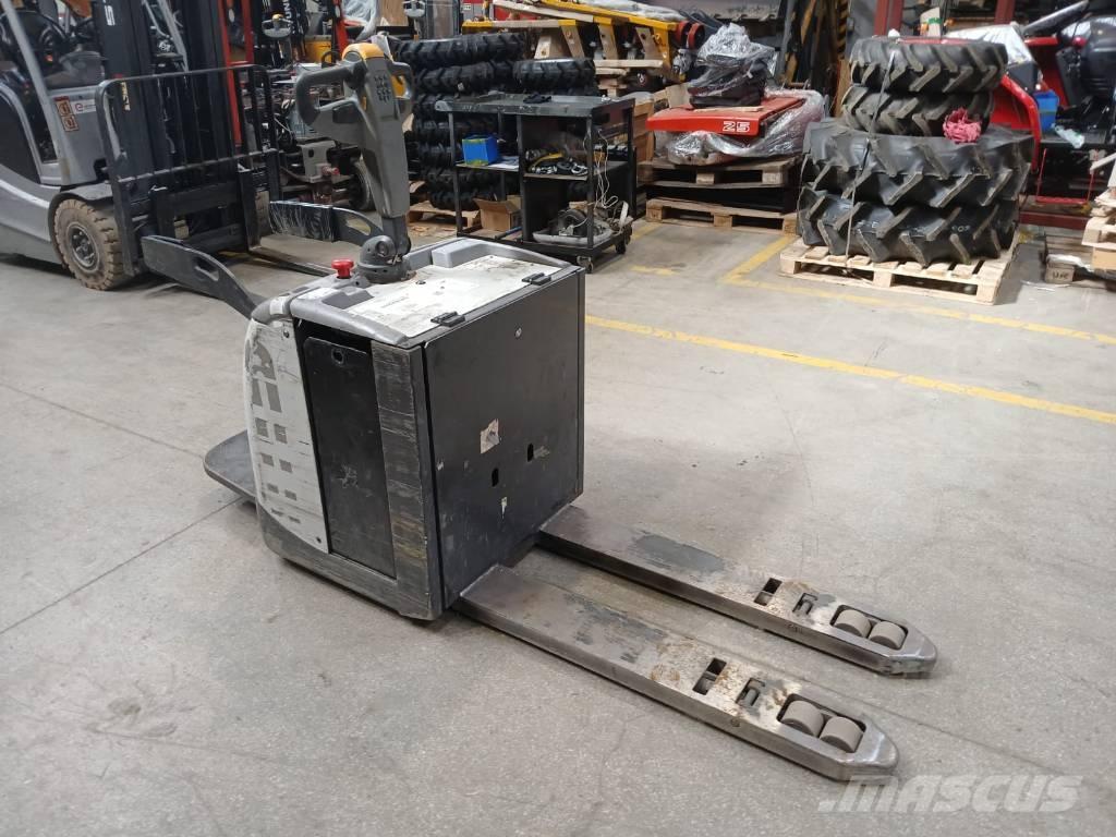 UniCarriers PLP 200 رافعة منخفضة المستوى ذات منصة