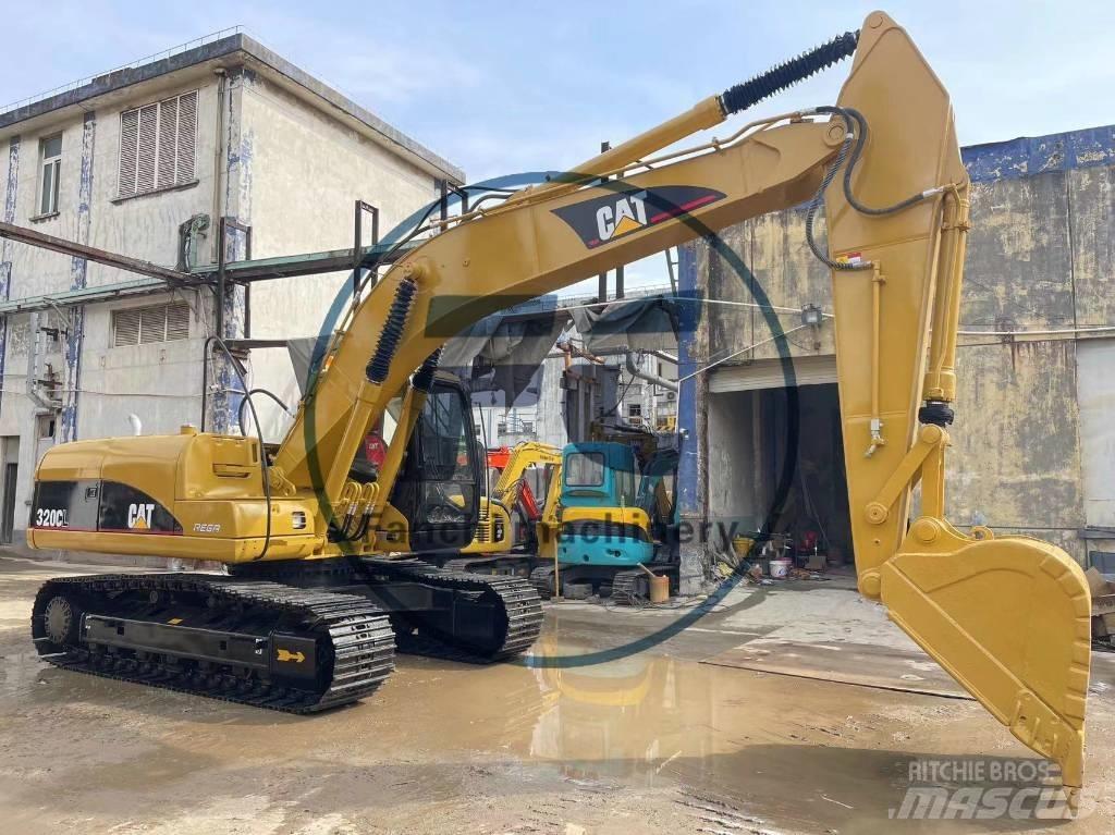 CAT 320 C L حفارات زحافة