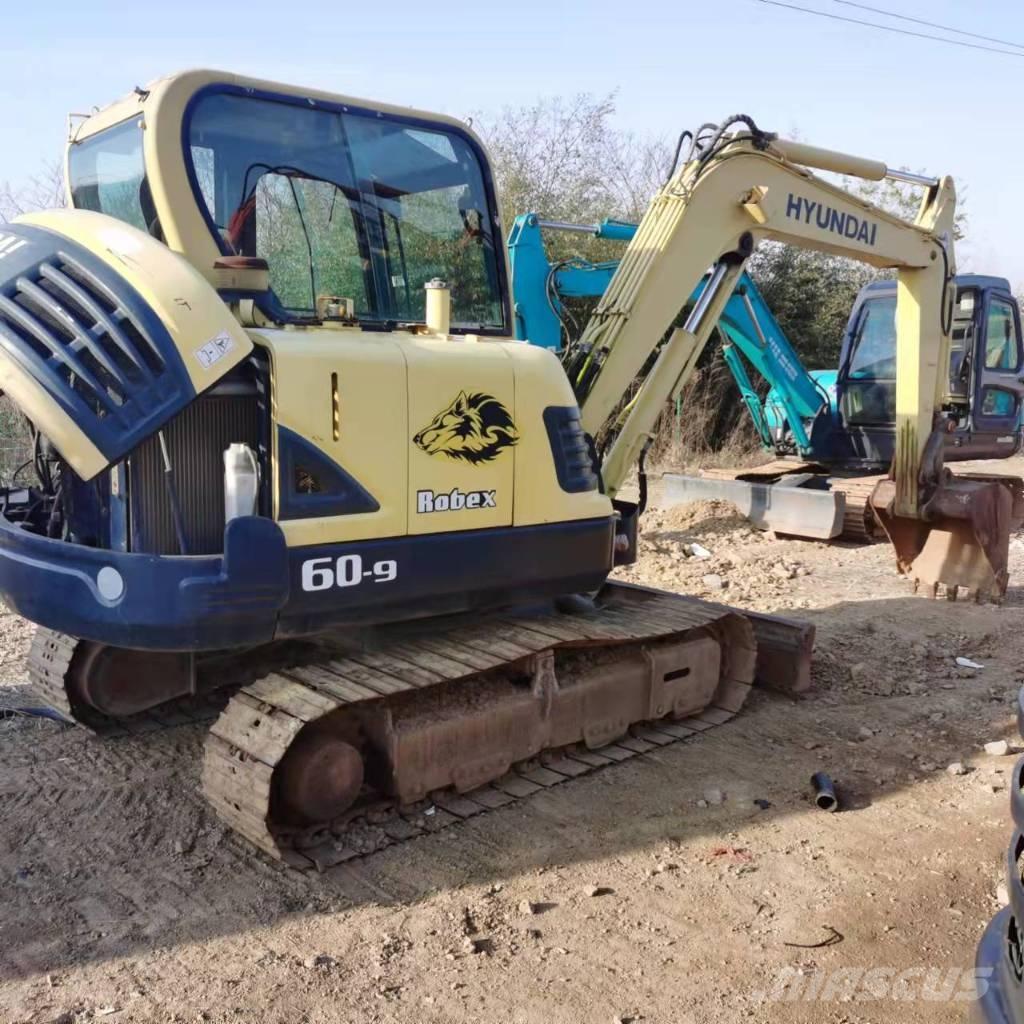 Hyundai R60-9 حفارات صغيرة أقل من 7 طن (حفارات صغيرة)