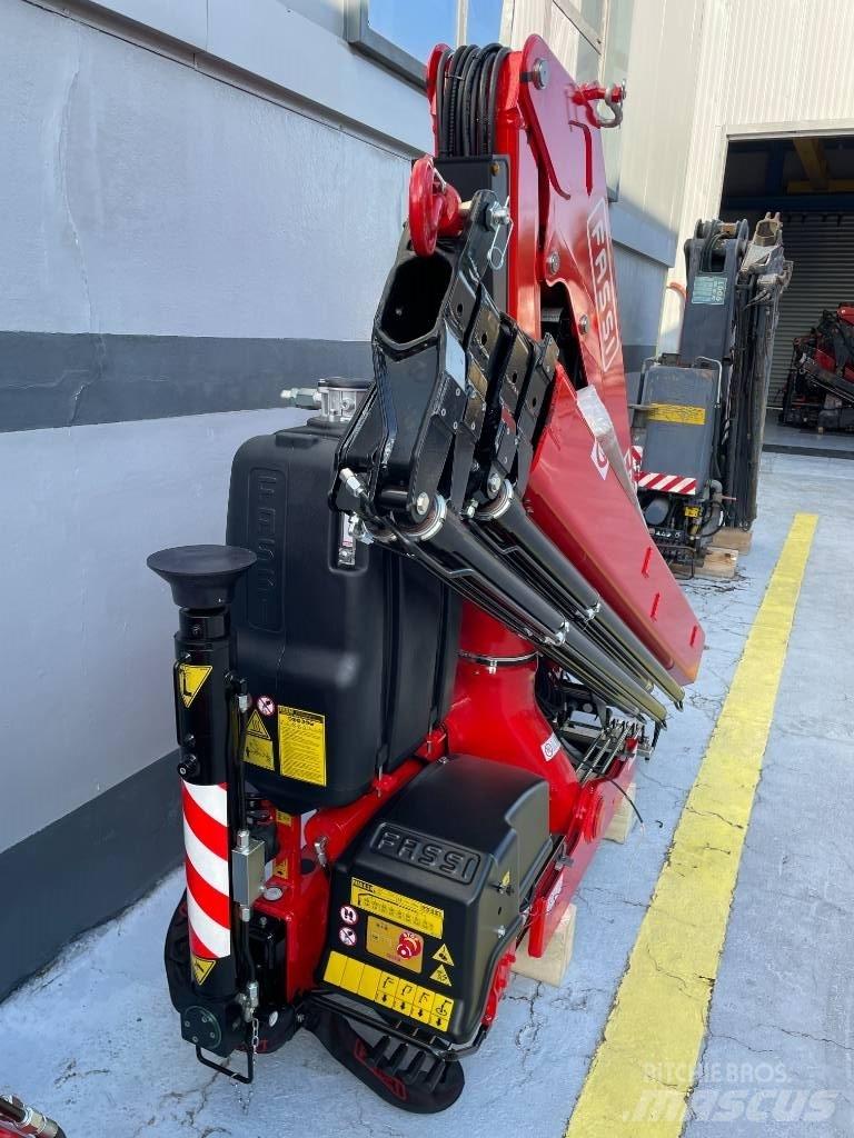 Fassi F85B.0.24 رافعات تحميل