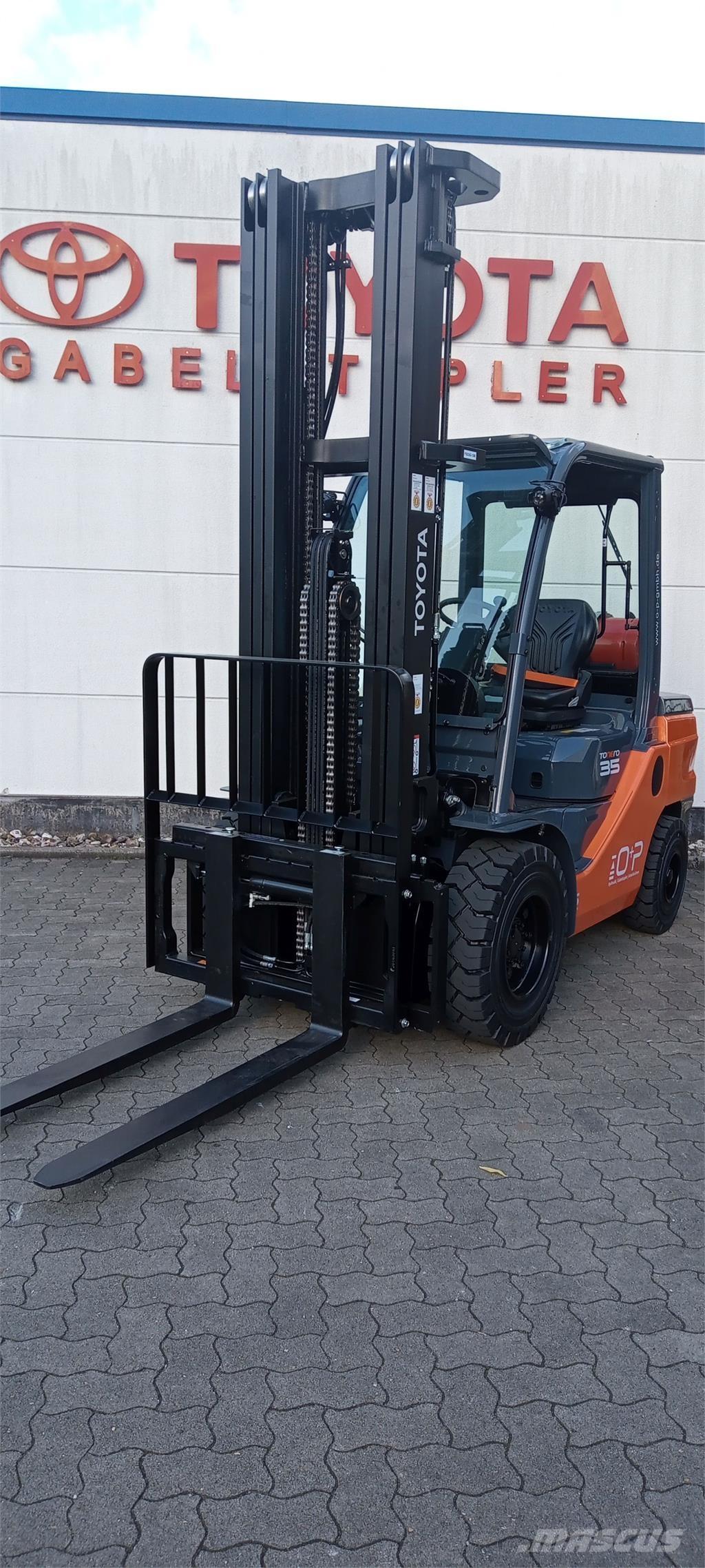 Toyota 02-8FGJF35 شاحنات LPG