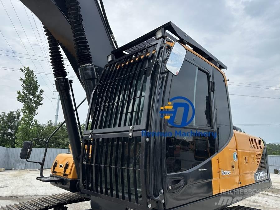 Hyundai 225LC-9S حفارات زحافة