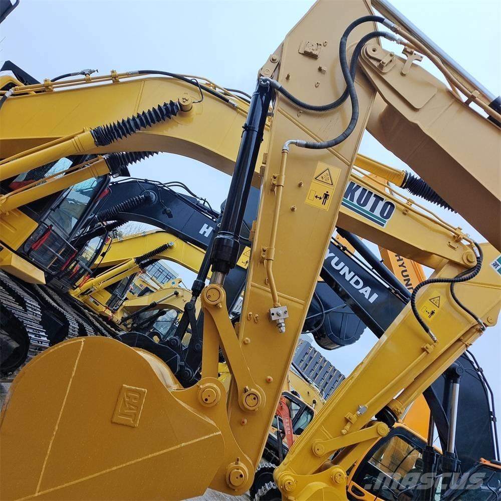 CAT 320 GC حفارات زحافة