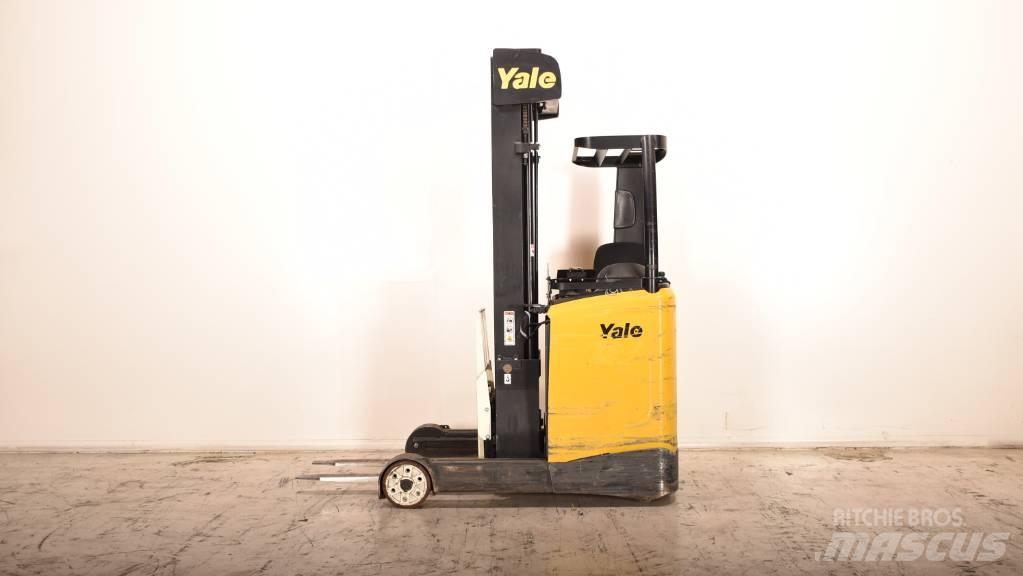 Yale MR 14 شاحنة مناولة
