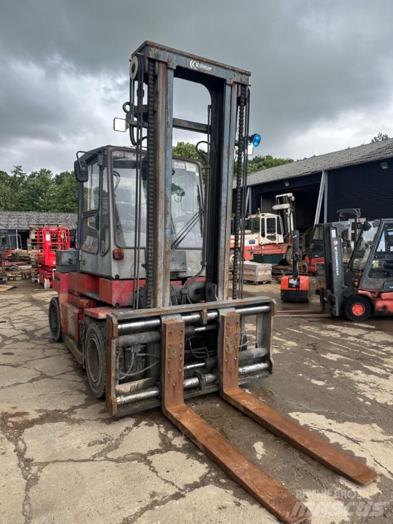 Kalmar ECF 80 شاحنات ذات رافعات شوكية تعمل بالكهرباء