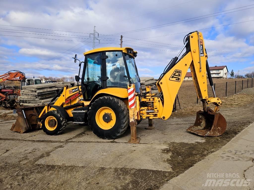 JCB 3CX لوادر ذات جرافات عكسية