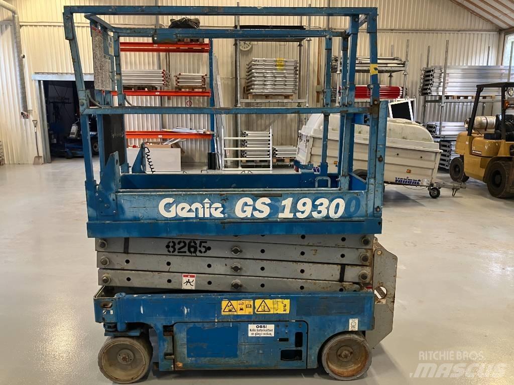 Genie GS 1930 رافعات مقصية الشكل