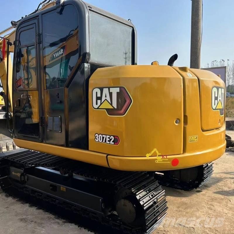 CAT 307E2 حفارات زحافة