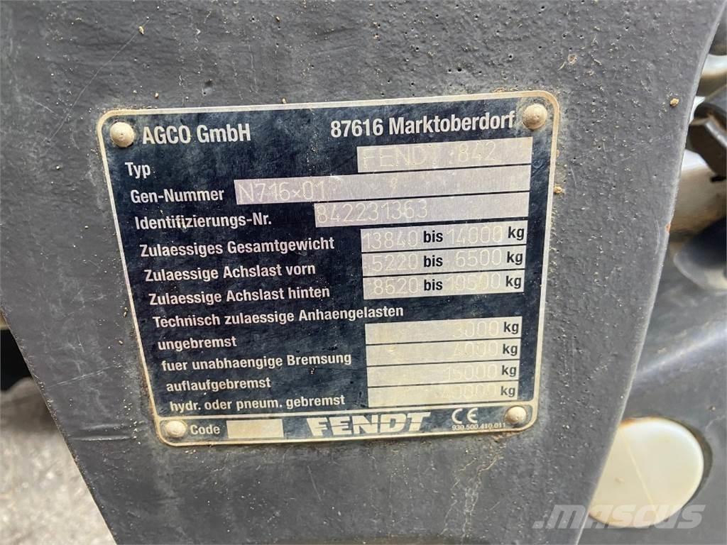 Fendt 828 Vario الجرارات