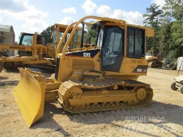 CAT D 5 G LGP بلدوزرات مجنزرة