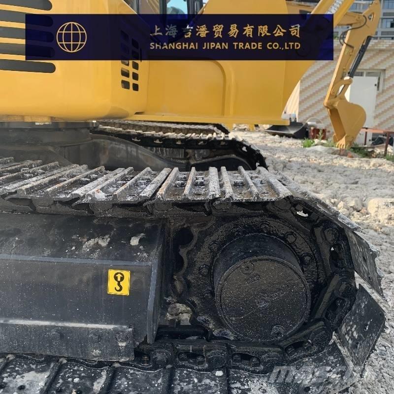 Komatsu PC 55 MR حفارات زحافة